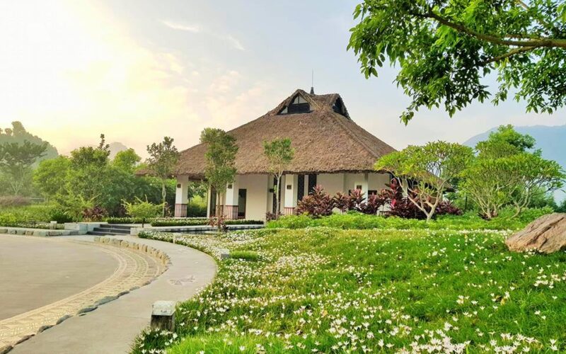 Khuôn Viên An Lạc Resort